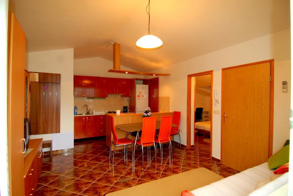 Guesthouse Konti Rijeka Quarto foto